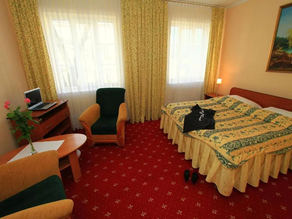 Economy Double room twin beds