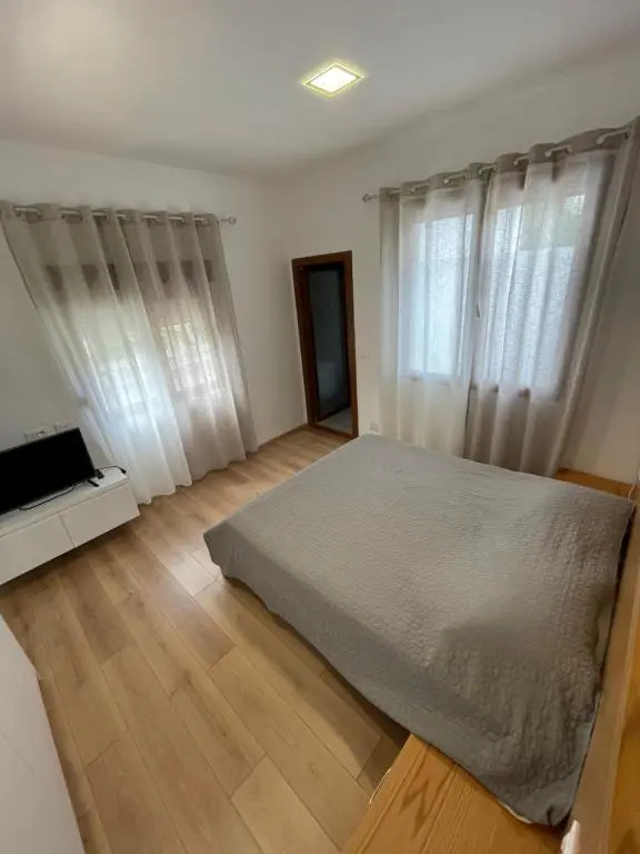 Gjiri Lalzit Apartment