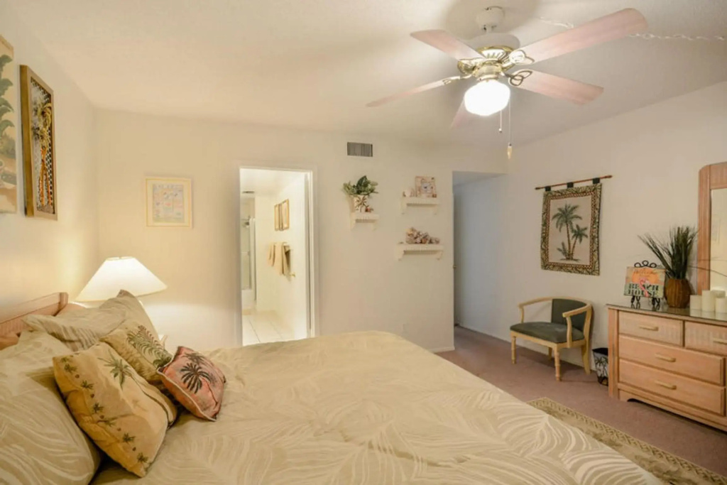 Sandpiper 305 by Ocean Properties