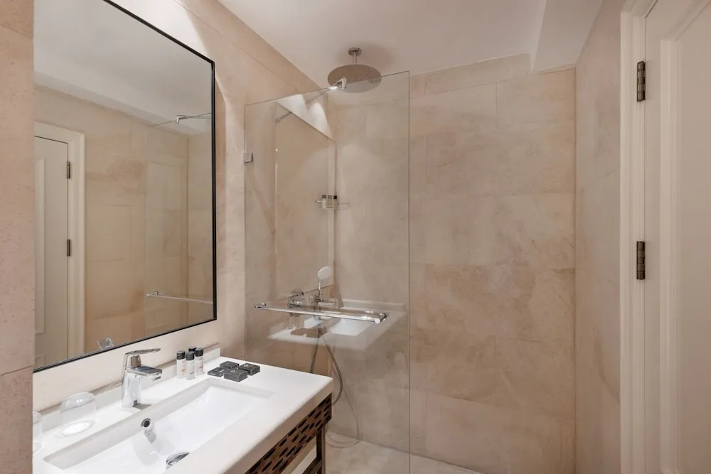 Superior room with sea view