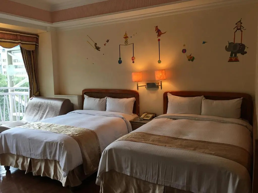 Standard Double room (full double bed)