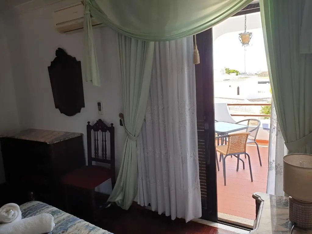 Balcony & Terrace