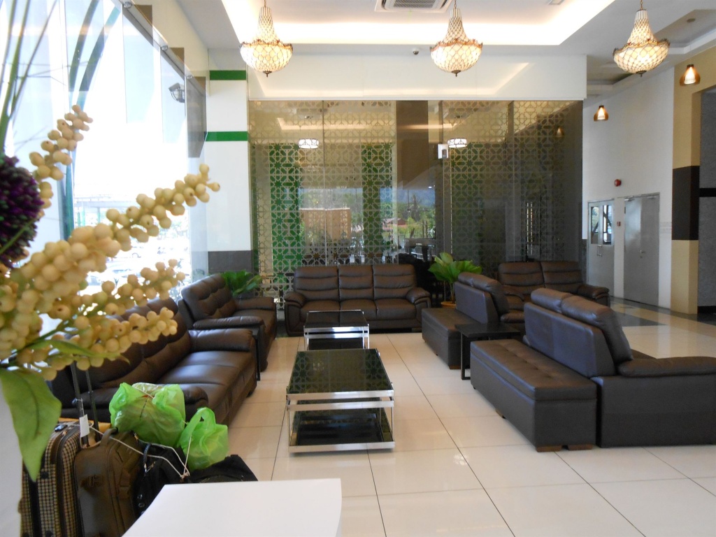 HIG Hotel & Convention - 2