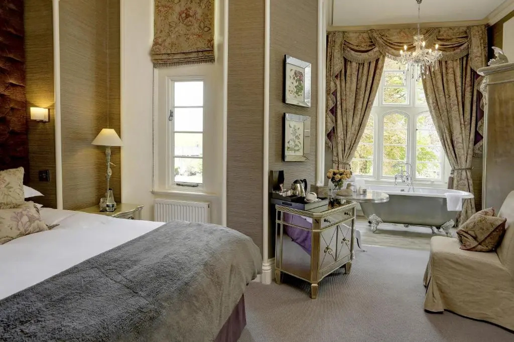 Falcon Manor Hotel - Chambres