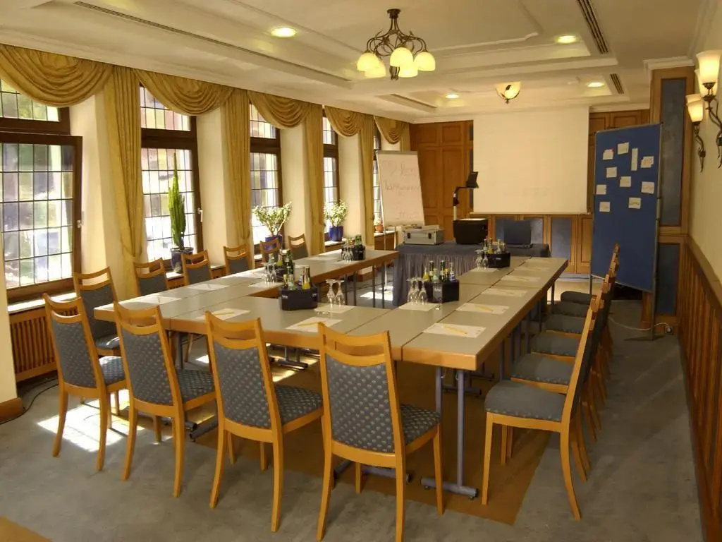 City Partner Hotel Strauss - Général