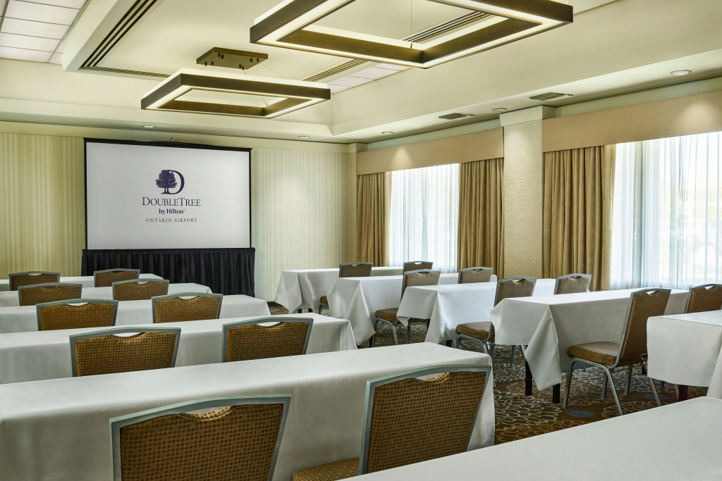 DoubleTree by Hilton Ontario Airport - Général