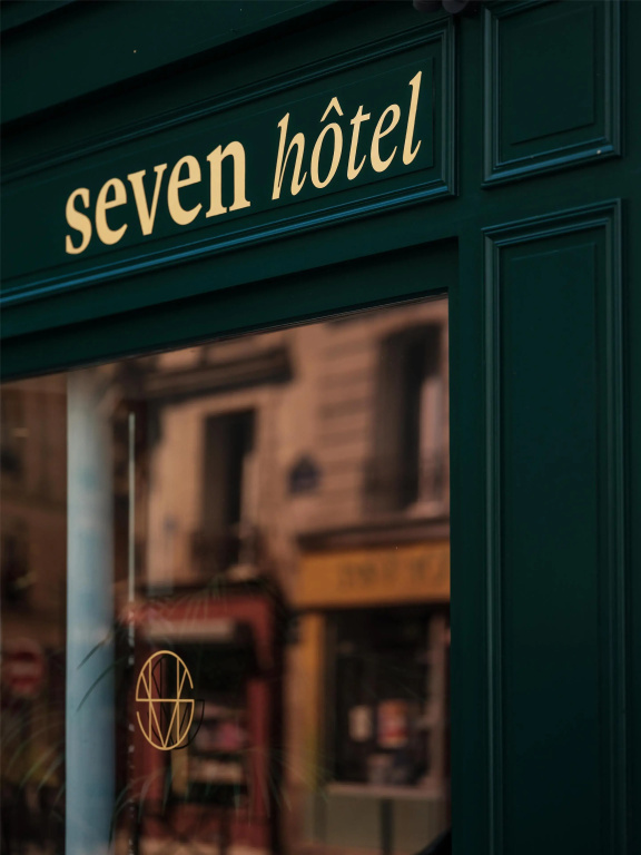 Seven Hotel Paris 8