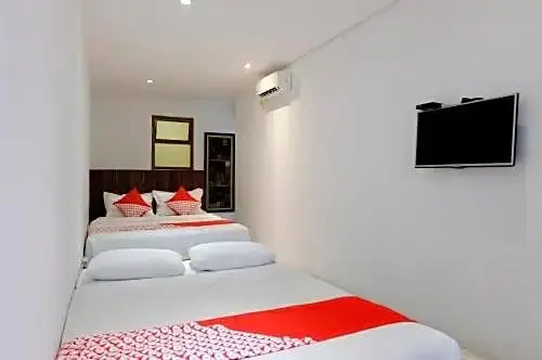OYO 626 Augustina Home - Chambres