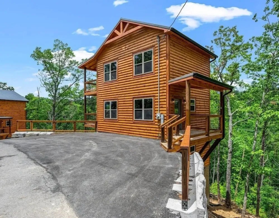 Moonlight Ridge 2 Bedroom Cabin