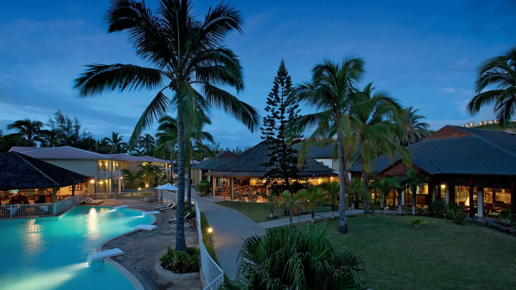 Beach & Waterfront