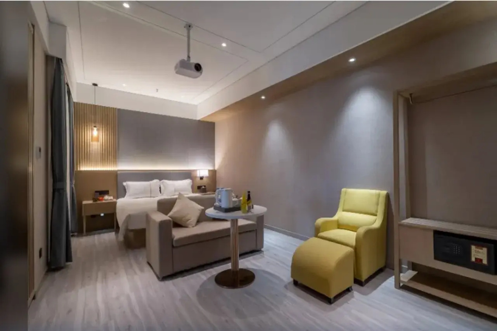 Lobby & Reception