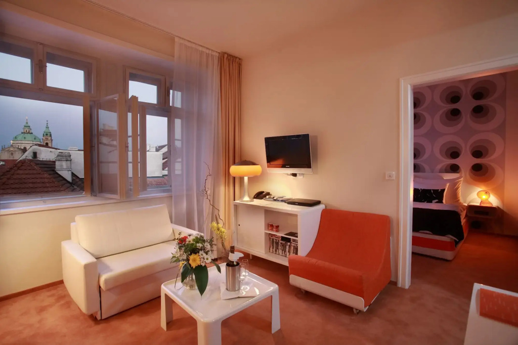 Vintage Design Hotel Sax by null