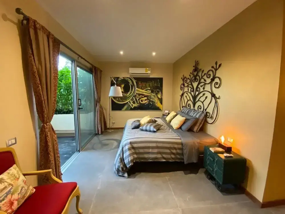 Bedroom