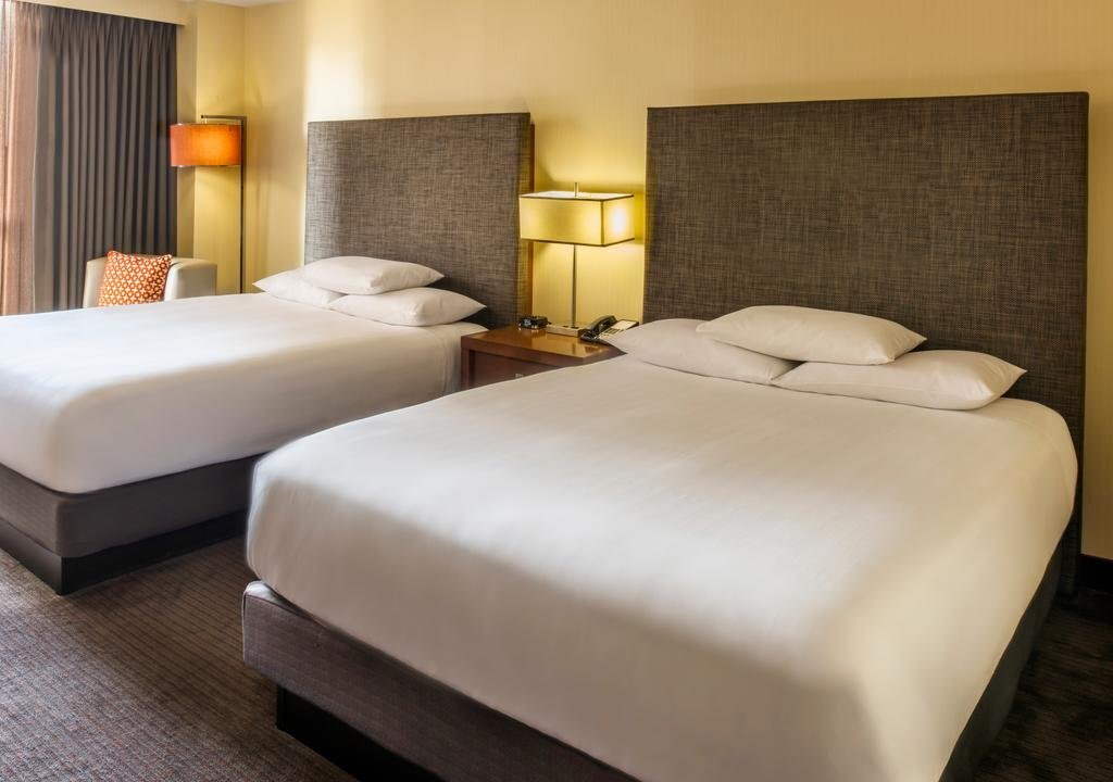 Hyatt Regency Chicago by null