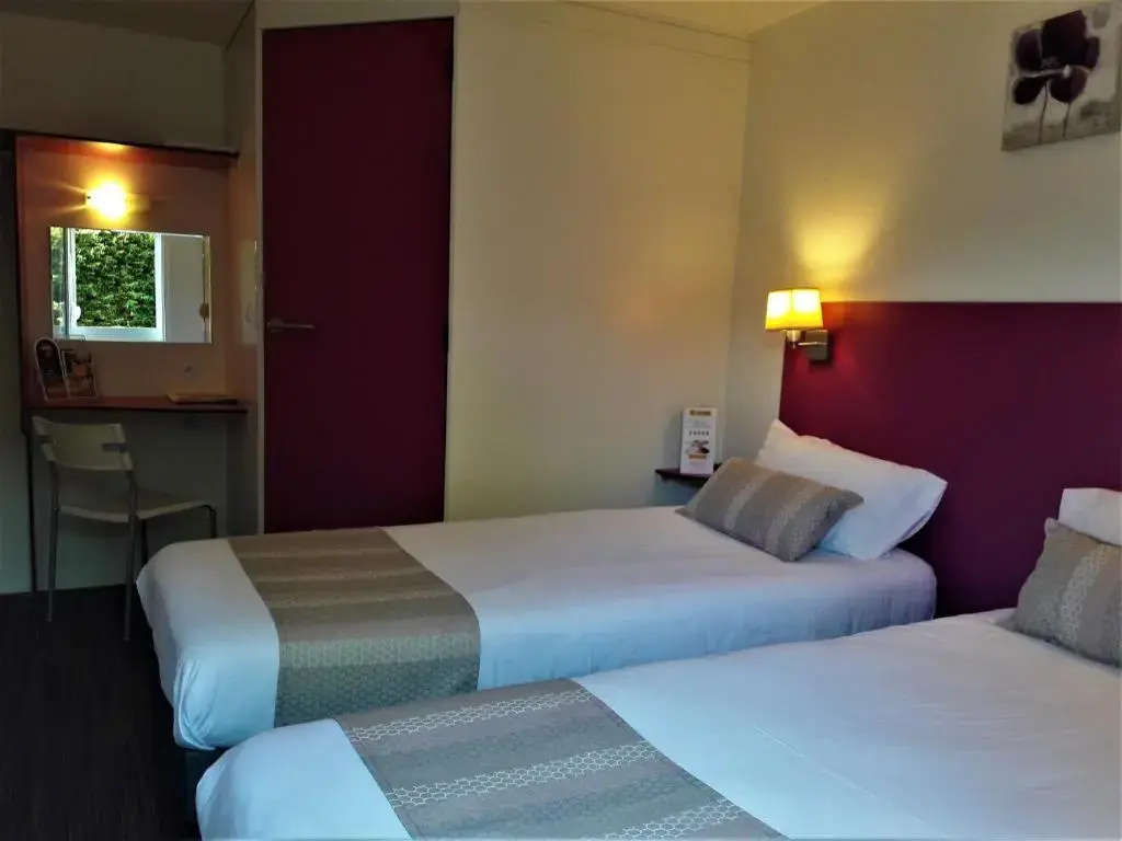 Standard Double room (twin beds)