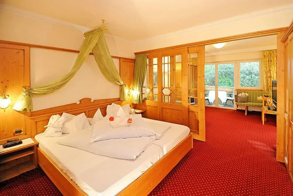 Suite with balcony