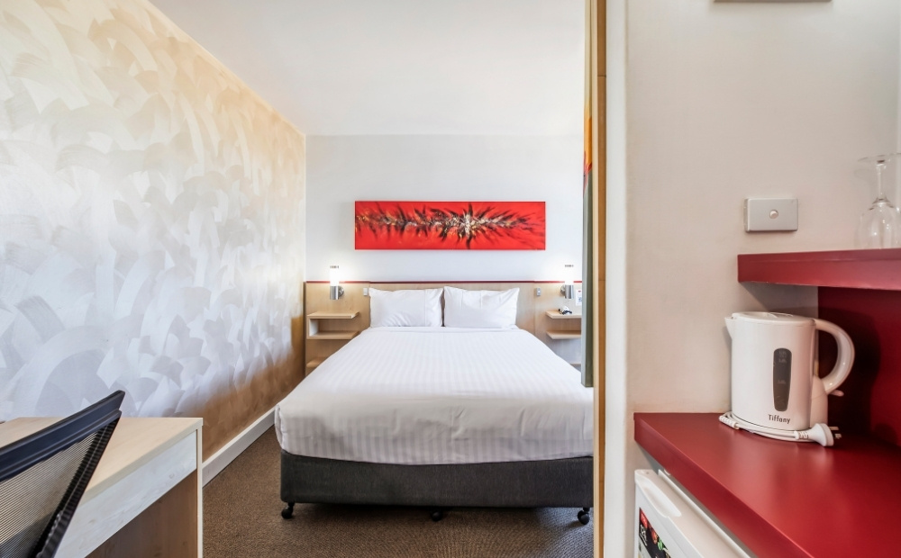 Metro Hotel Perth - Chambres
