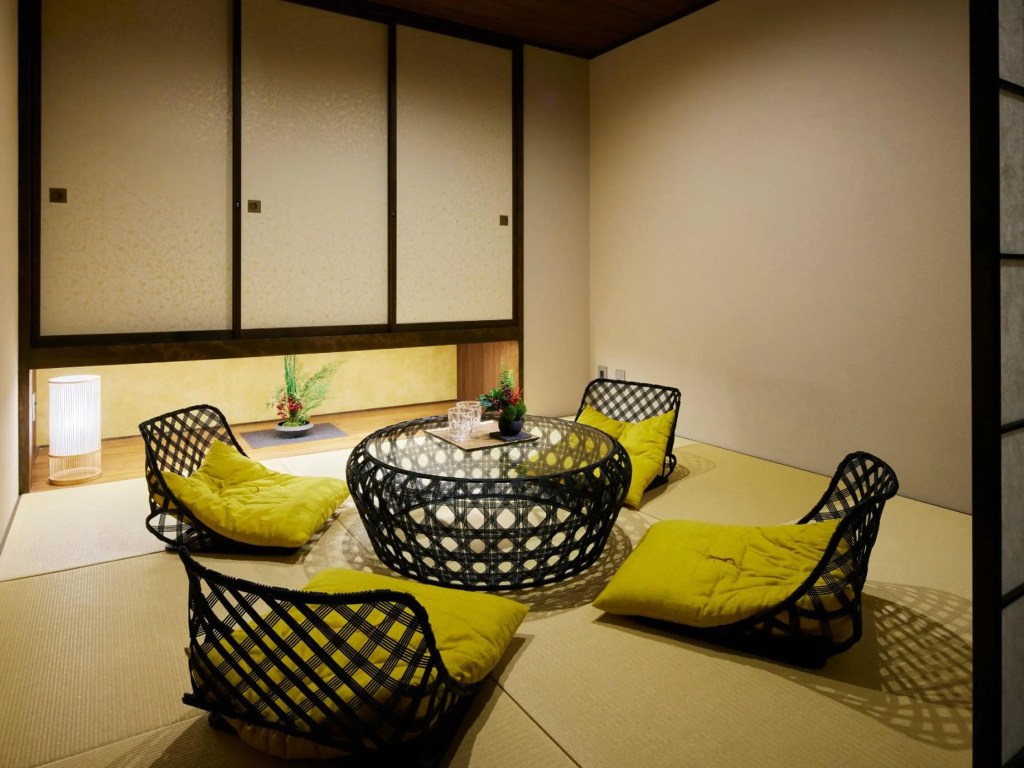 Minn Kanazawa — 3