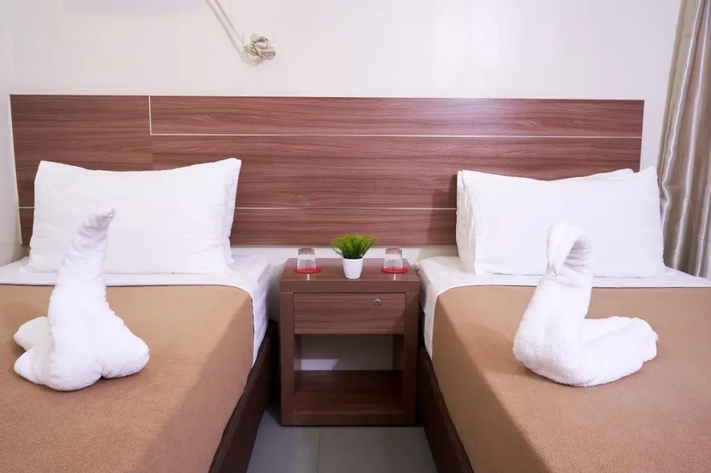 Standard Double room (full double bed)