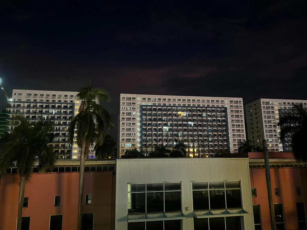 Staycation Sea Residences MOA Jermel