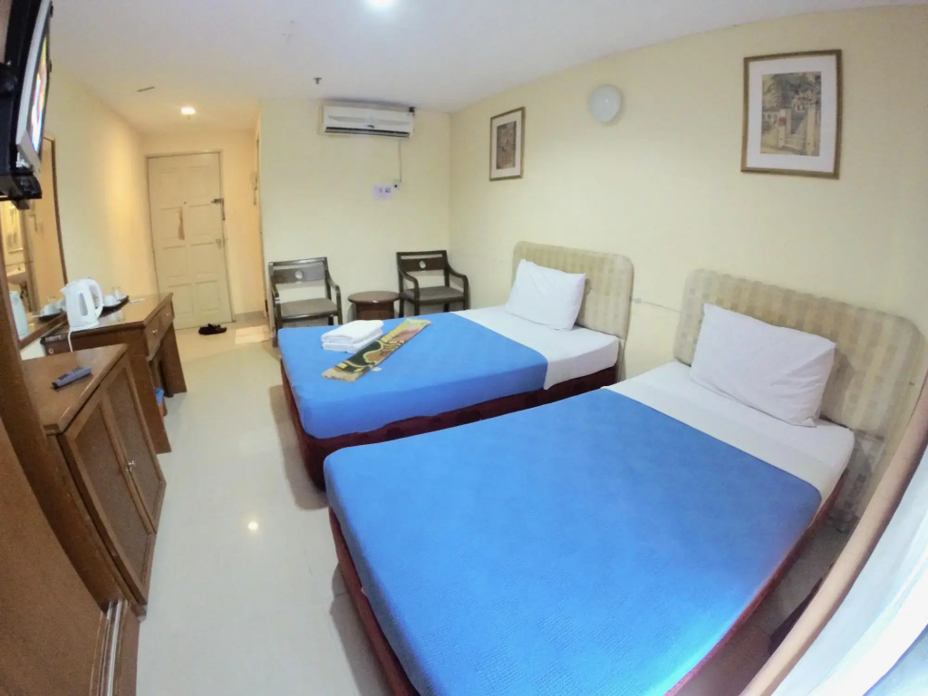 Economy Double room (twin beds)