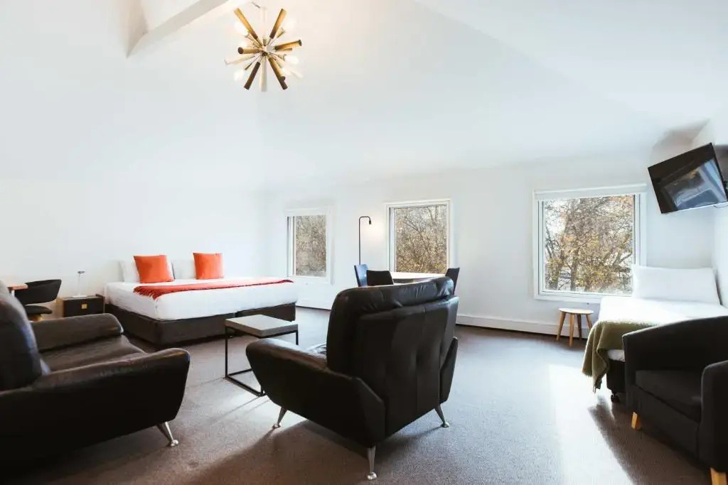 頂級四人套房，配有雙人床