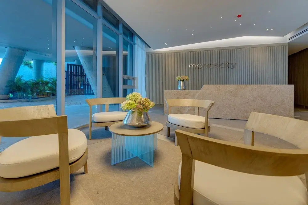 23rd Floor Luxury Apartment - sea view
