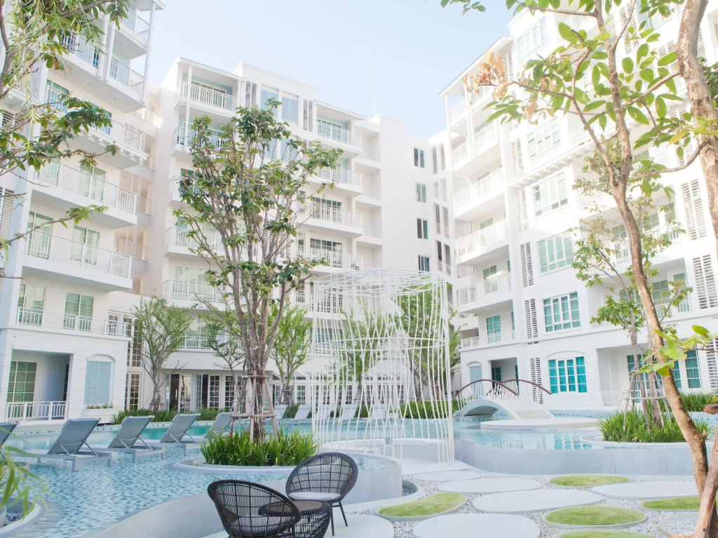 Summer 708 by Huahin Holiday Condo