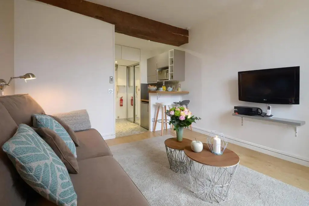 HolidaysInParis - Bourg Tibourg - Chambres