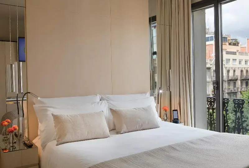 Standard Double room with balcony (full double bed)