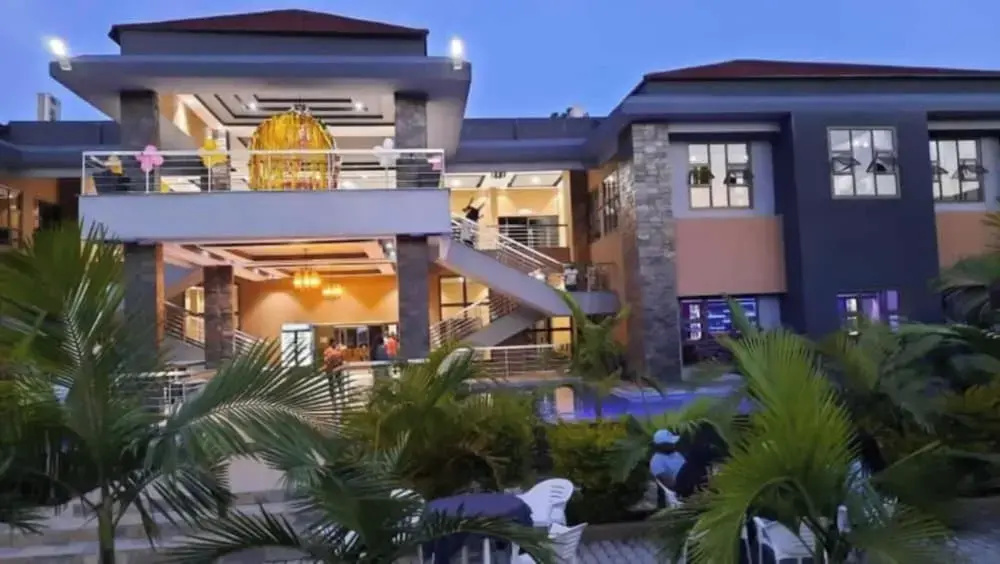 Palm Kalash Hotel