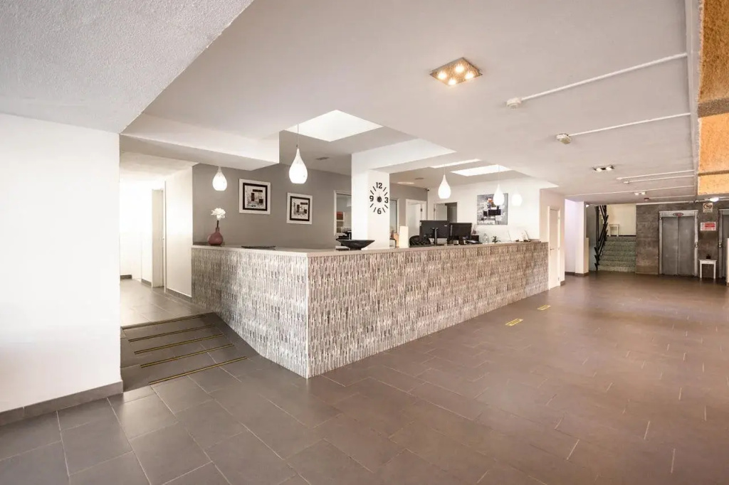 Hotel photo 2