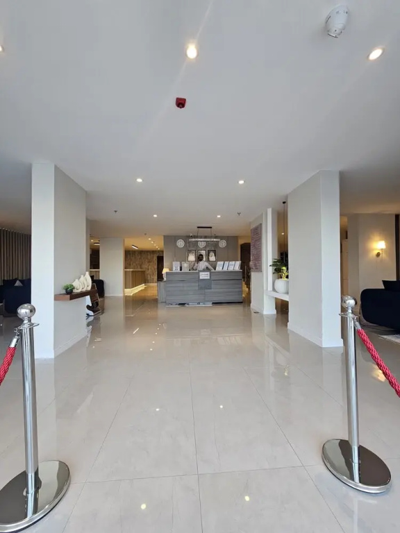Hams Apartments