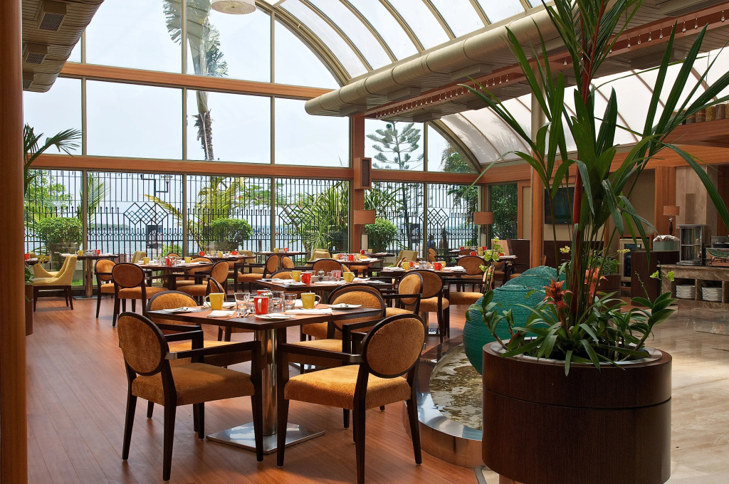 Vivanta Ernakulam, Marine Drive - Général