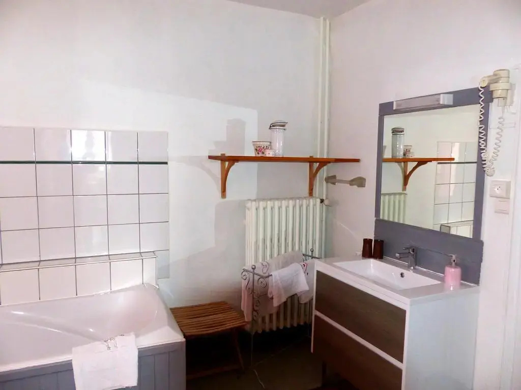 Standard Double room (full double bed)