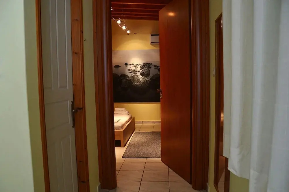 Saron Hotel - фото 5