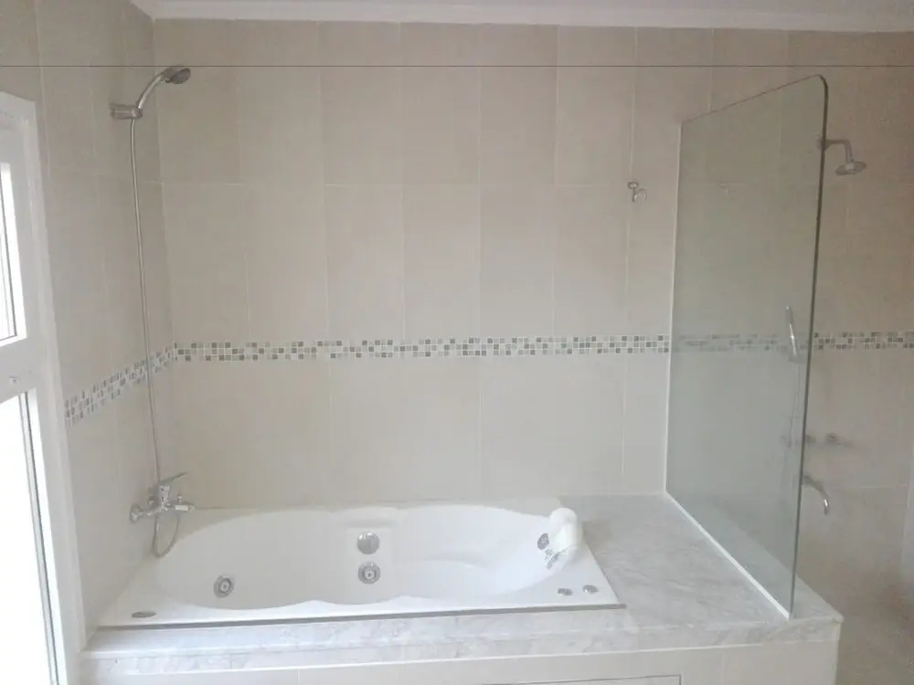 gallery_image_hidden_7