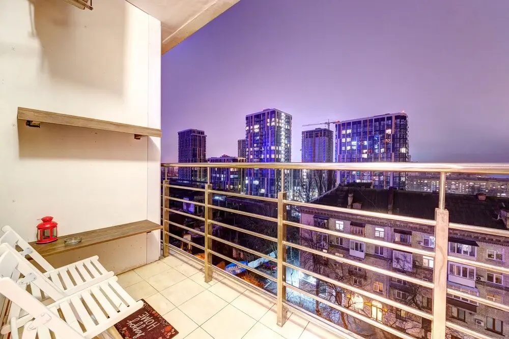 Apartment Anri Barbusa 53-105