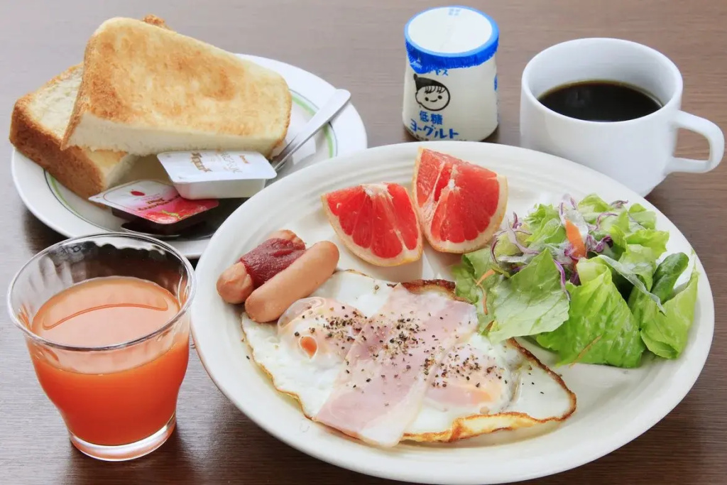 Food & Beverage