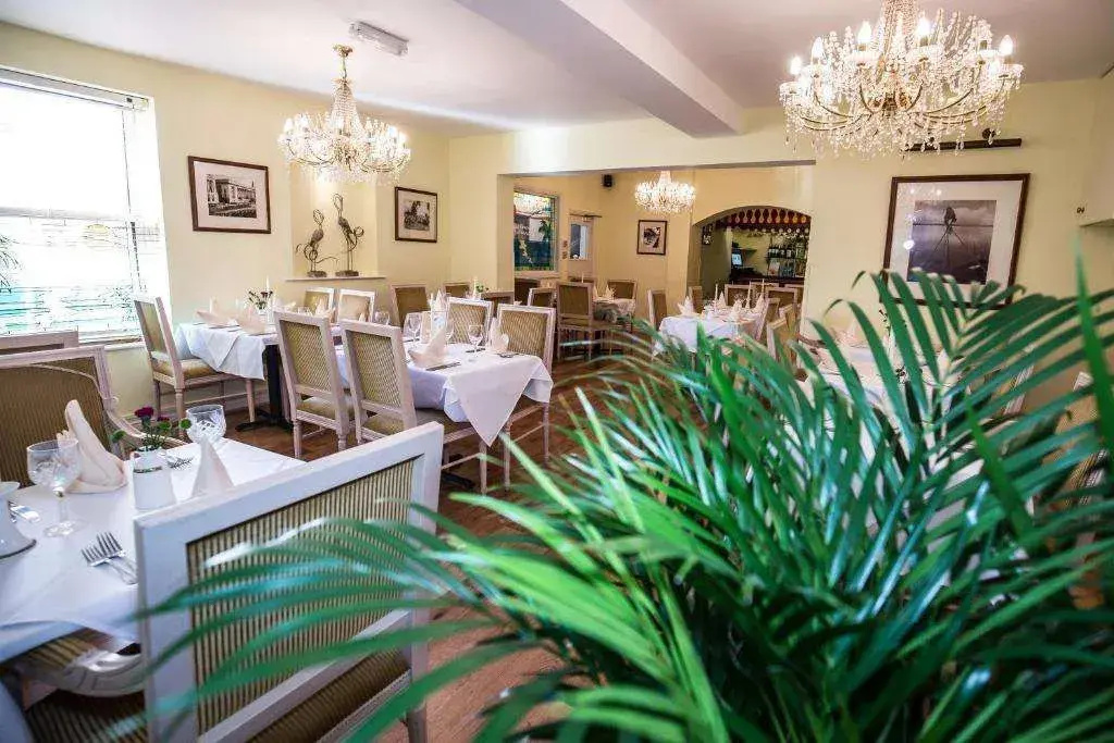 The Peacock Hotel - Général