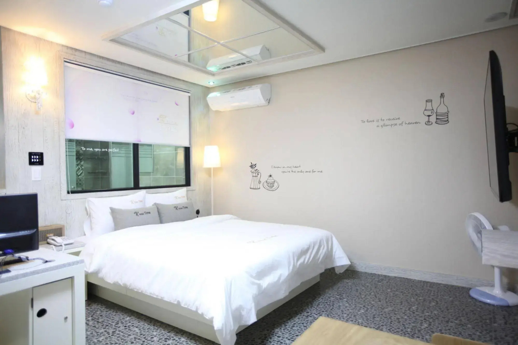 Cheonan Hound Hotel - фото 8