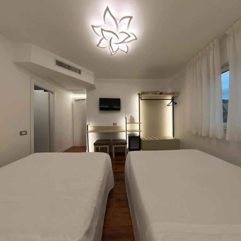 Standard Quadruple room with balcony