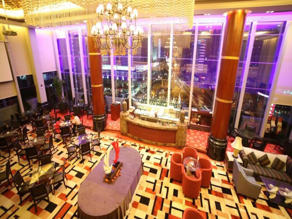 Century Plaza Hotel - Général