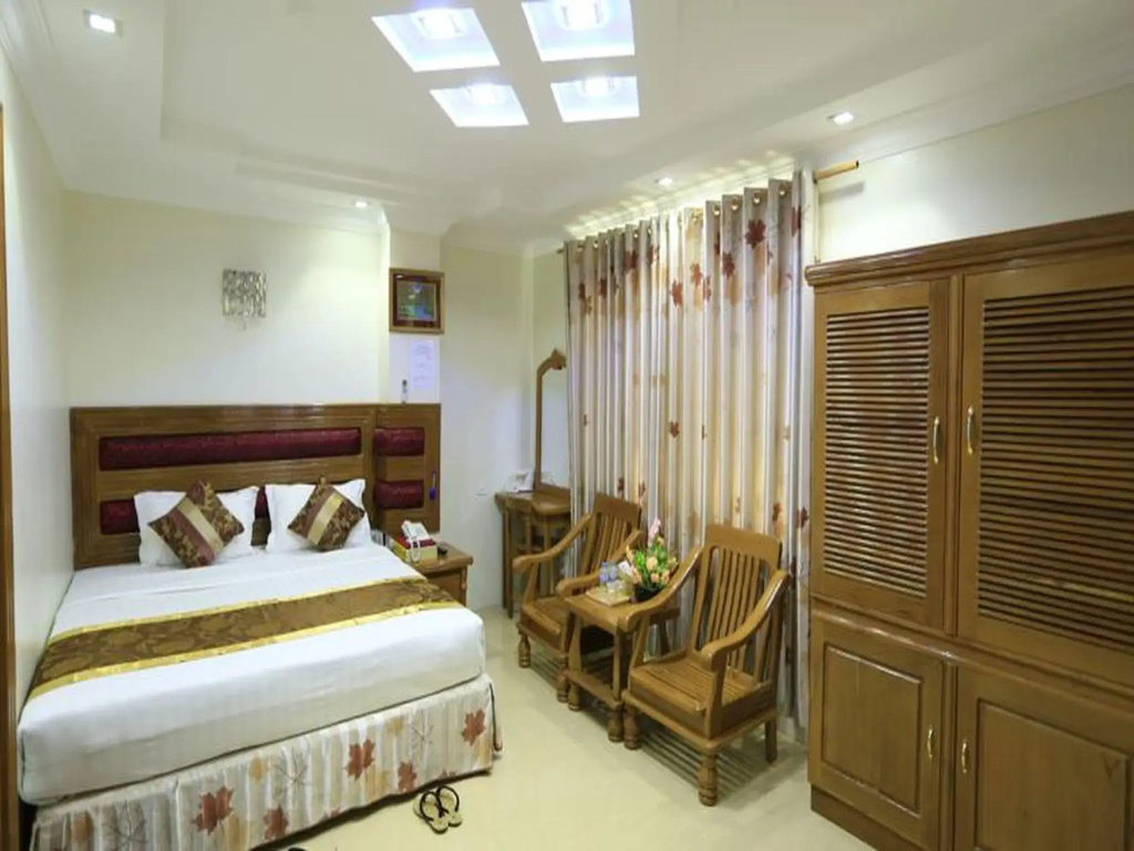 Superior Double room (full double bed)