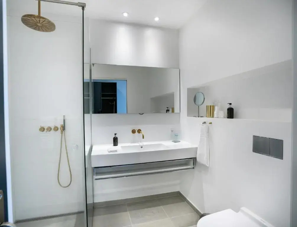 Superior Double room full double bed