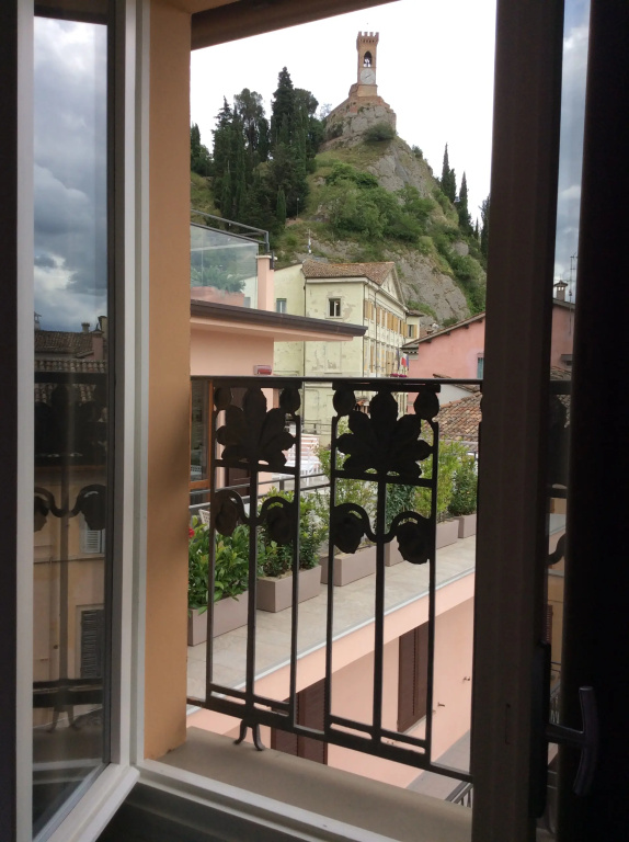 Balcony & Terrace