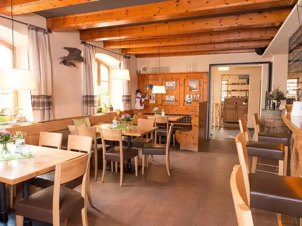 Gasthof Deutscher Adler & Hotel Puchtler - Chambres