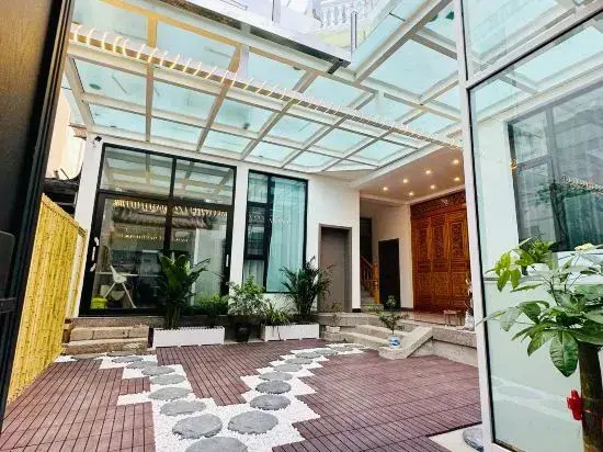 Dali Fenghaishe Inn (Erhai CaicunWharf Branch)