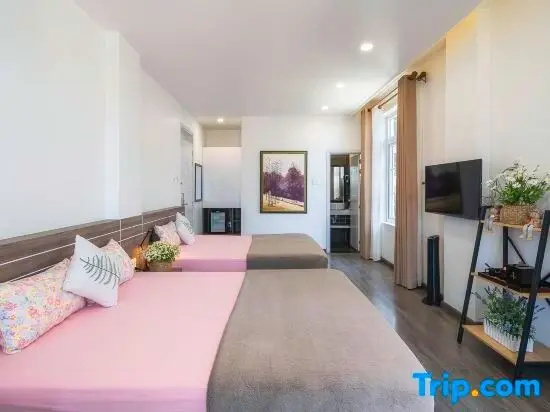 Standard Quadruple room with balcony