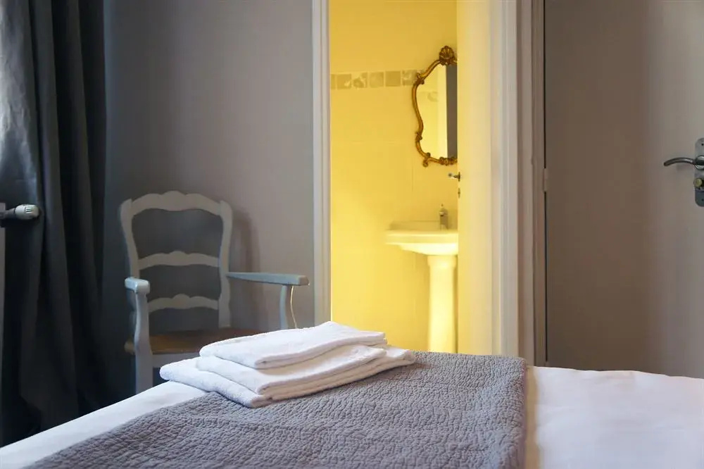 Hôtel de France - Hôtel de charme en Provence - Général